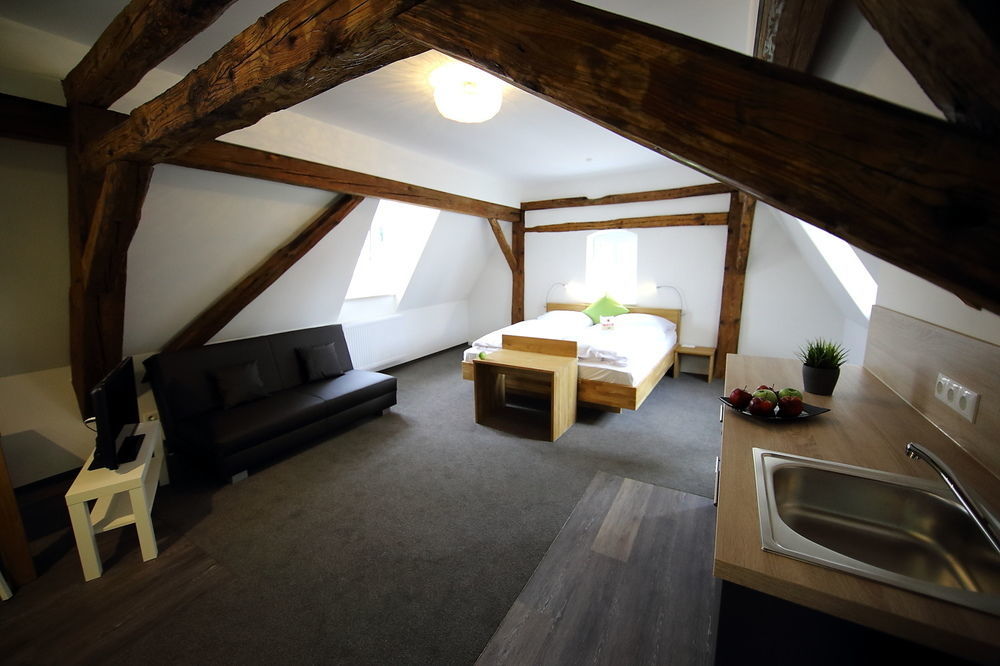 Schieners Hotel & Apfelhof Apartments Wemding Екстериор снимка